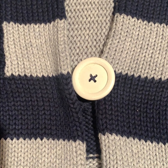 Sweater - Picture 2 of 6